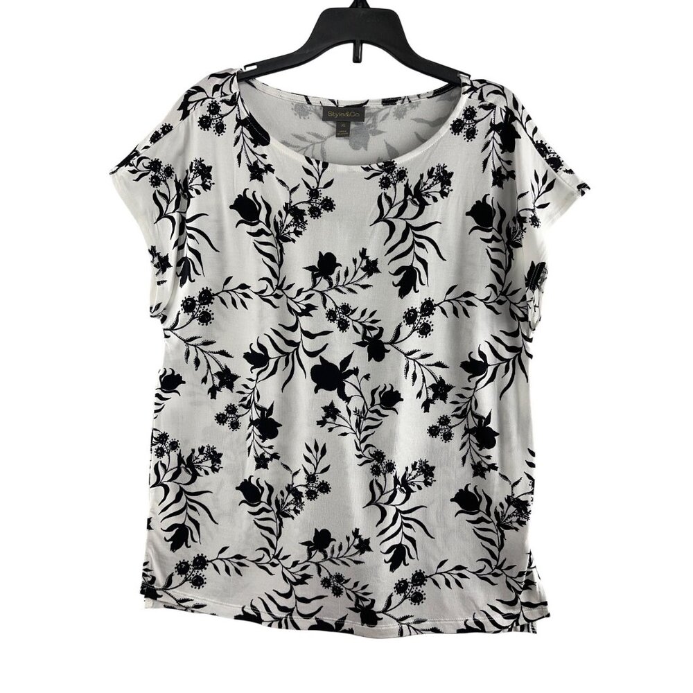 Style & Co X Small Mix Media Tee Black & White Floral Pattern Short Sleeve